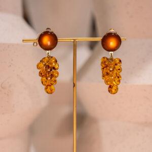 francine bramli boucles d'oreilles grappe ambre