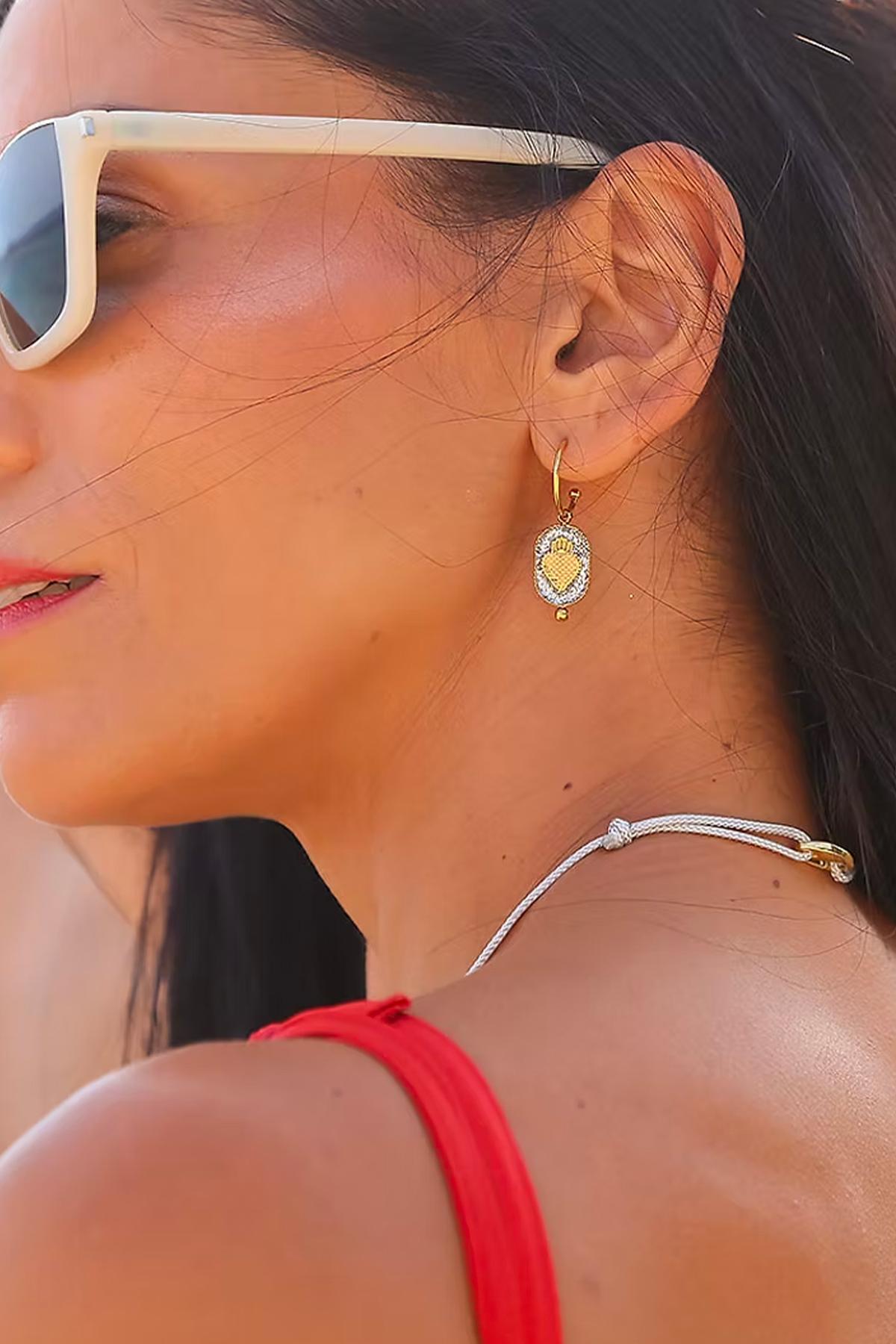 amadrina boucles d'oreilles croix